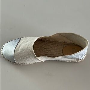 Castaner Chic Silver and Cream Espadrille Flats